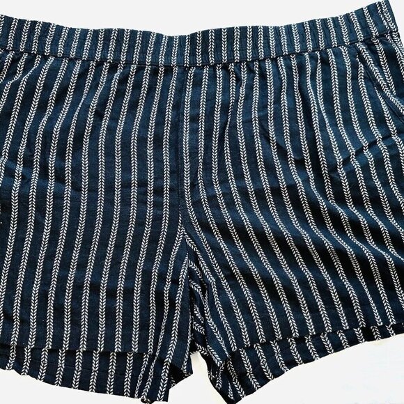 NWT SONOMA Women High Rise Pockets Ultra Waistband Striped Shorts Plus Size 3X - Picture 1 of 7